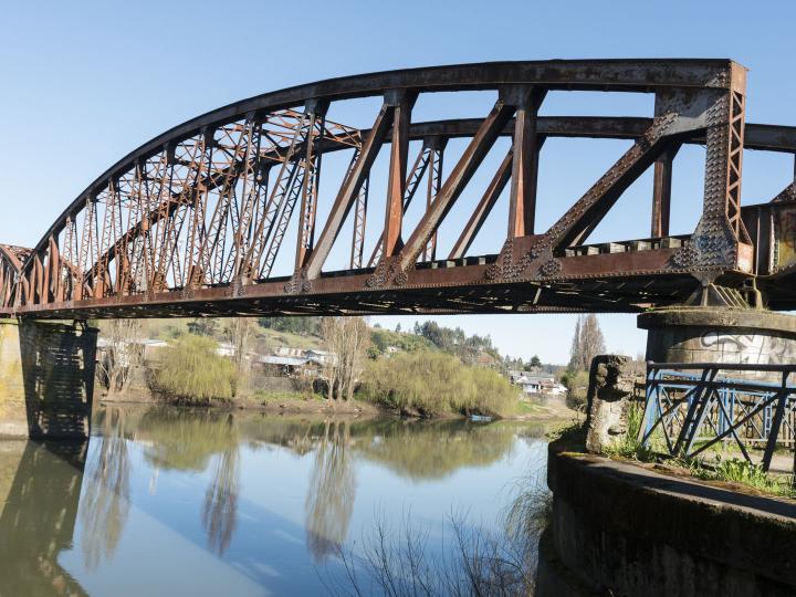 Imagen del monumento Puente Ferroviario sobre el río Chol Chol