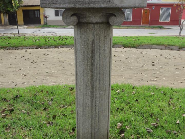 Imagen del monumento Libro de Bronce