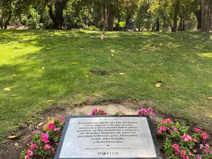 Fotografía de la placa conmemorativa