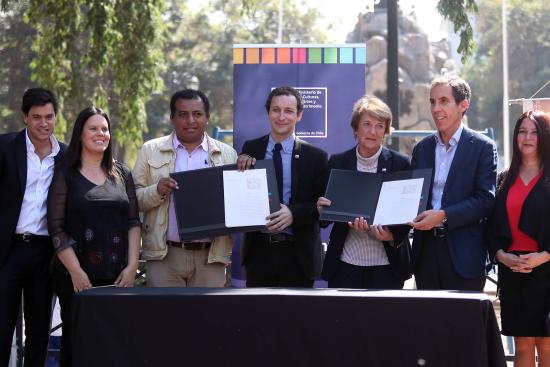 Imagen de Ministra Valdés anuncia ampliación de Zona Típica de los barrios Brasil y Yungay en Santiago Poniente