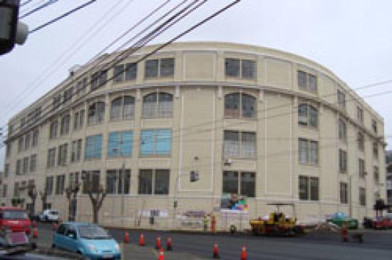 Imagen de CONTRALORÍA INDICÓ AL MINEDUC DEJAR NULO DECRETO DEL EX EDIFICIO DE CHILETABACOS