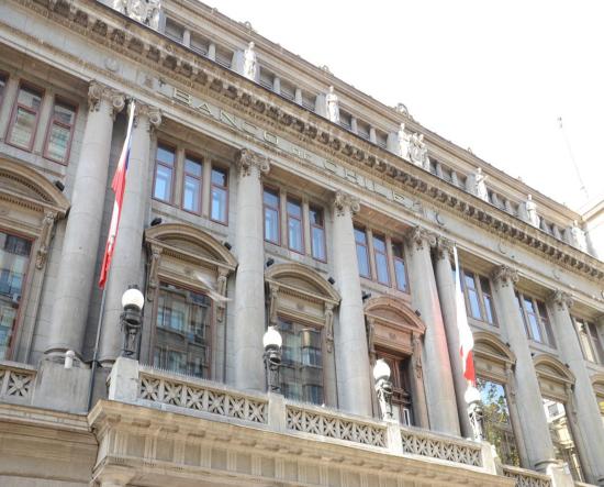 Imagen de Aprueban como Monumento Histórico edificio del Banco de Chile  en Paseo Ahumada