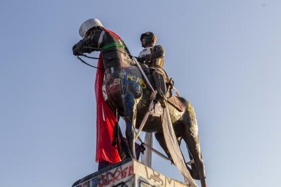 Imagen de Monumentos Nacionales dañados en el marco  de las protestas superan los 230
