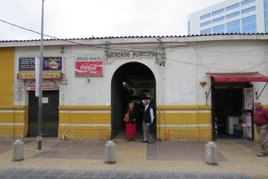 Imagen de Consejo de Monumentos Nacionales someterá a segunda discusión declaratoria como Monumento Histórico de ex Mercado de Coquimbo