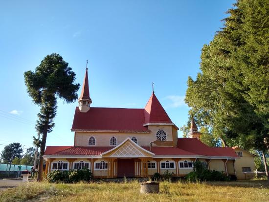 Imagen de CMN aprueba solicitud de declaratoria del Santuario de la Virgen del Tránsito de Metrenco como Monumento Histórico