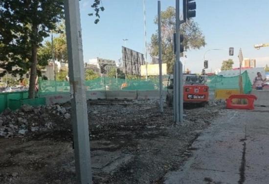Imagen de CMN y MOP acuerdan protección de rieles de tranvía hallados en Plaza Italia sin afectar avance del proyecto vial