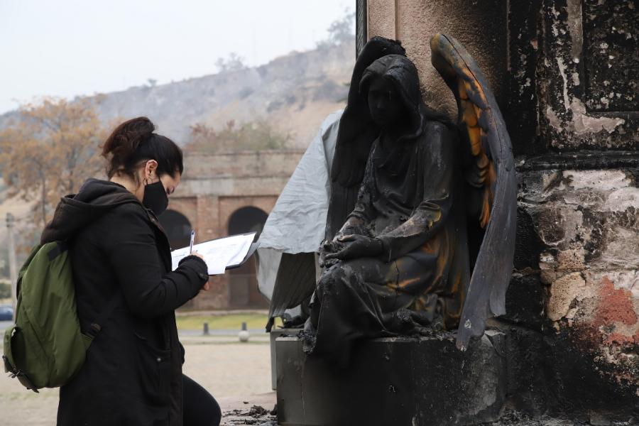 Imagen de CMN sobre daños al Cementerio General: “Son espacios solemnes que deben respetarse sin excepción (…) Su afectación resiente estándares básicos de respeto y convivencia”