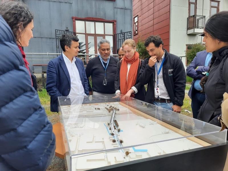 Imagen de Consejeros y equipo técnico del Consejo de Monumentos Nacionales visitaron Valdivia para constatar avances en obras relevantes para la ciudad
