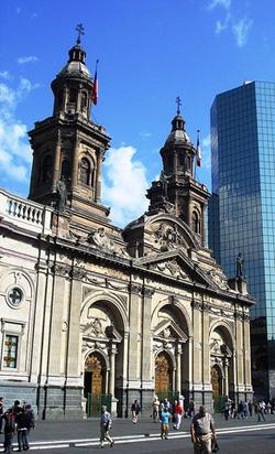 Imagen de DESTINAN FONDOS DEL BID A RESTAURAR FACHADA Y TORRES DE CATEDRAL DE SANTIAGO