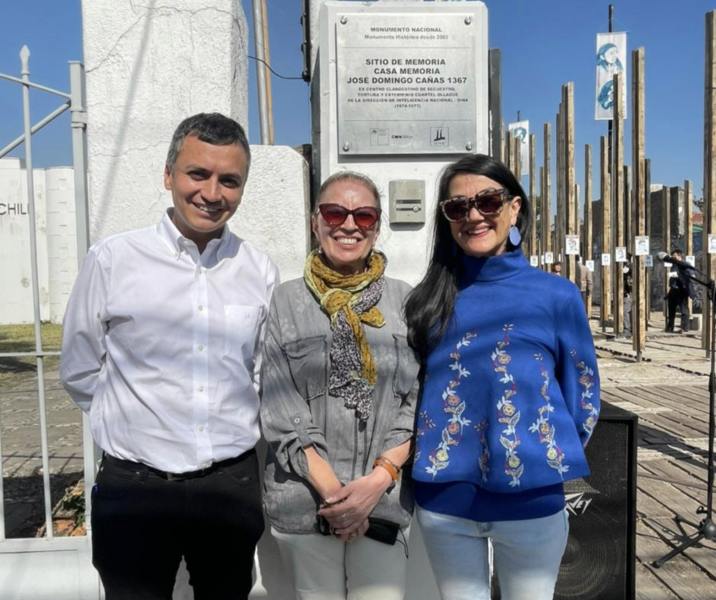 Imagen de CMN y Fundación 1367 instalan placa identificatoria como Sitio de Memoria en recinto de José Domingo Cañas, ex Cuartel Ollagüe de la DINA