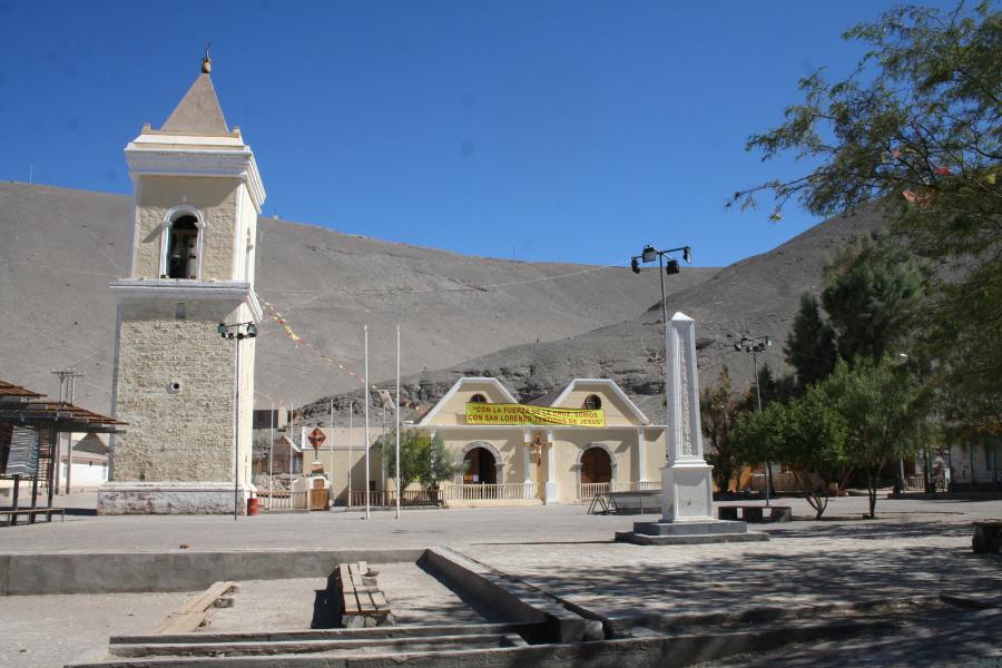 Imagen del monumento Iglesia y campanario del pueblo de Tarapacá