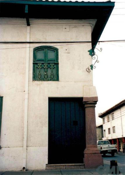 Imagen del monumento Inmueble ubicado en calle Estado N°684-682