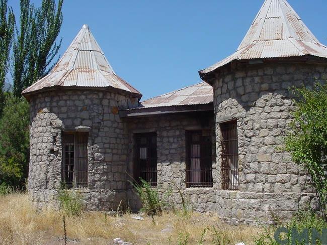 Imagen del monumento Aduana de Los Queñes