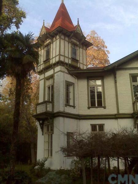 Imagen del monumento Casa Santa Teresa de LlaiLlay (antigua Casa de Jenaro Prieto)