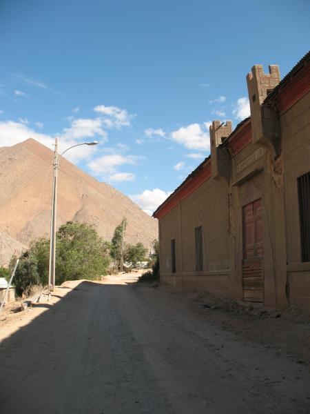 Imagen del monumento Escuela N°10 Jerónimo Godoy Villanueva de Pisco Elqui