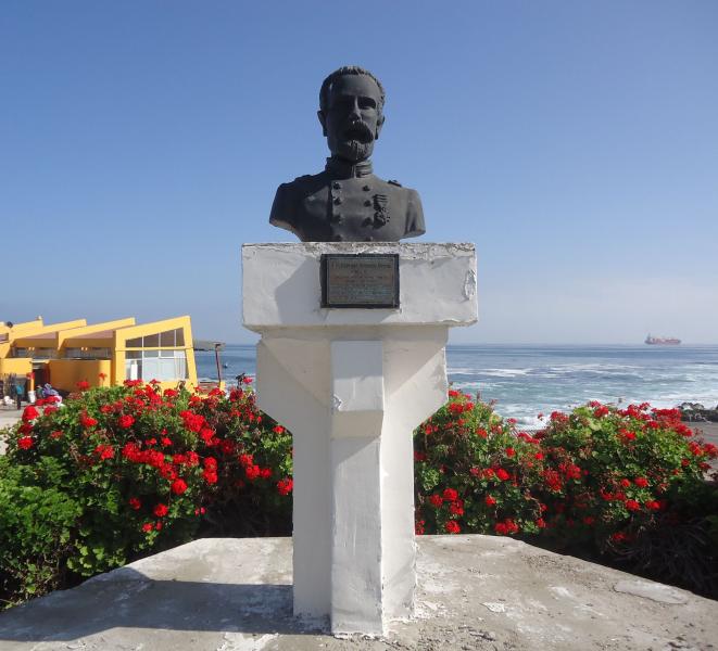Imagen del monumento Francisco Bascuñan Álvarez