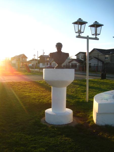 Imagen del monumento Arturo Prat