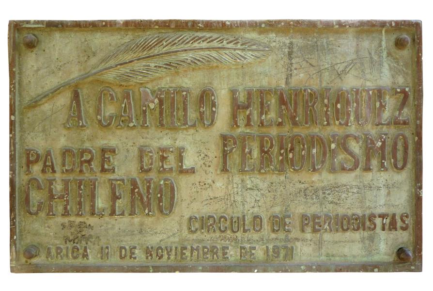 Imagen del monumento Fray Camilo Henríquez Padre Del Periodismo Chileno