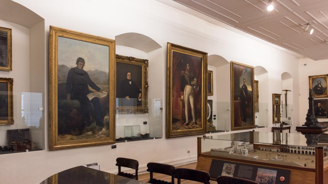 Imagen del monumento Colecciones del Museo Histórico Nacional, dependiente de la Dirección de Bibliotecas, Archivos y Museos