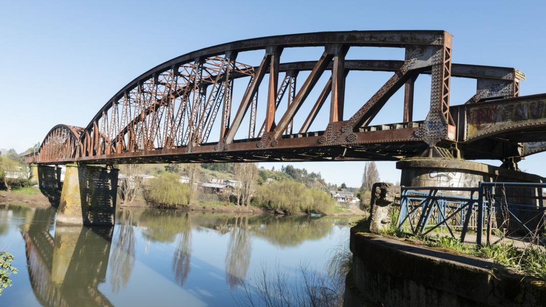 Imagen del monumento Puente Ferroviario sobre el río Chol Chol