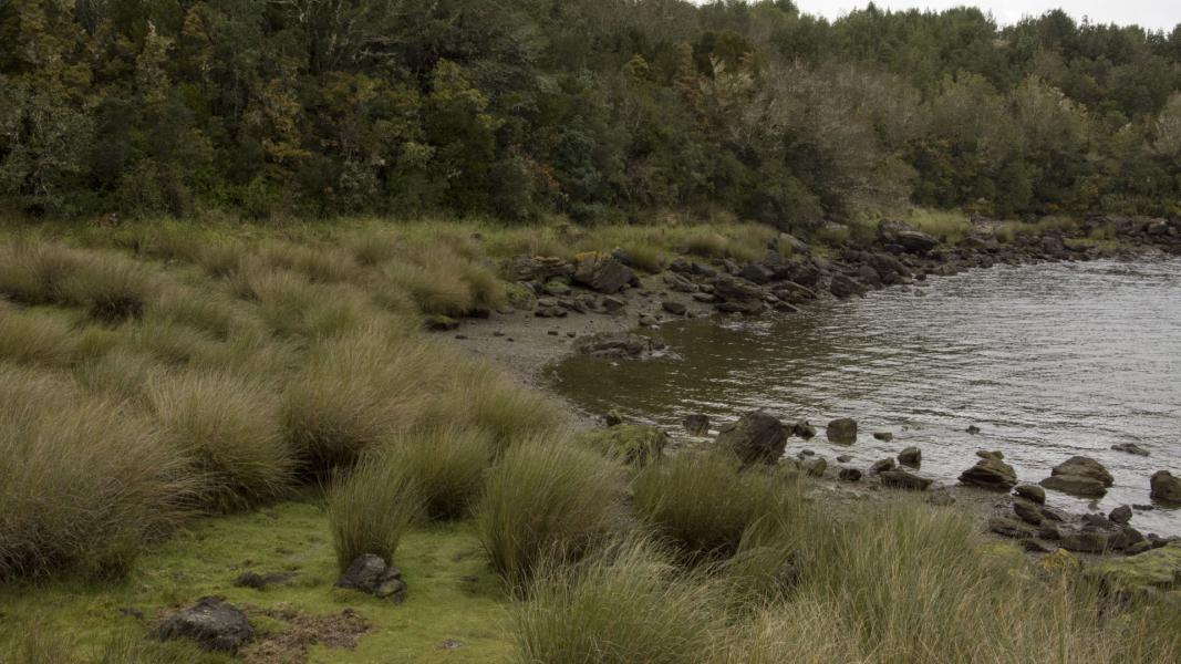 Imagen del monumento Corrales de Pesca y Conchales Arqueológicos ubicados en la Isla Chala