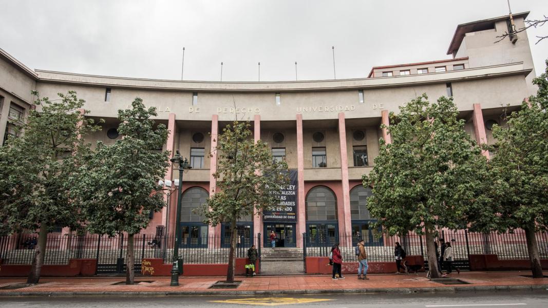 Imagen del monumento Escuela de Derecho de la Universidad de Chile