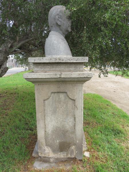 Imagen del monumento Fernando Binvignat