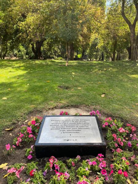 Fotografía de la placa conmemorativa