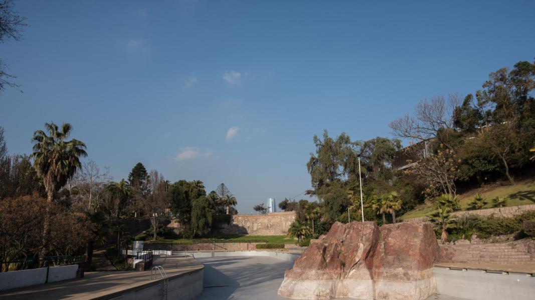 Imagen del monumento Entorno del Mural obra de María Martner y de Juan O´Gorman del Balneario Tupahue