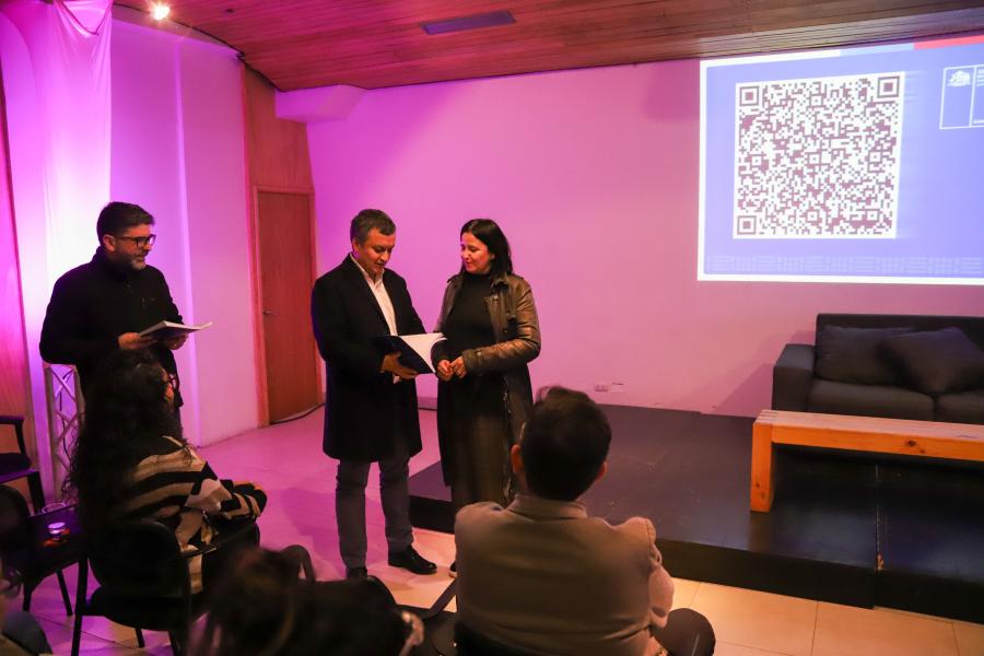 Imagen de CMN entrega normas de intervención para la Zona Típica Calle Prat de Valparaíso