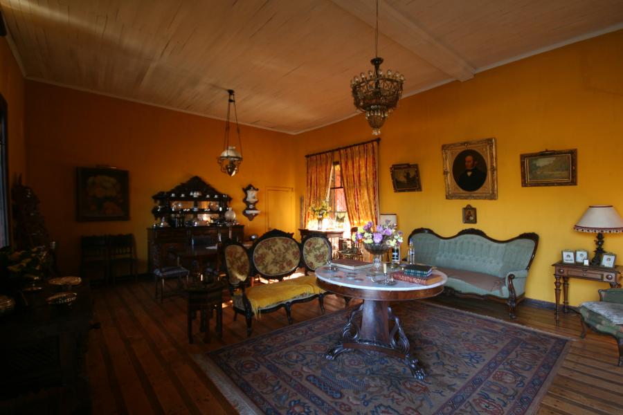 Imagen de Consejo de Monumentos Nacionales tomará acciones legales por robo de antigüedades en casona histórica de Alhué