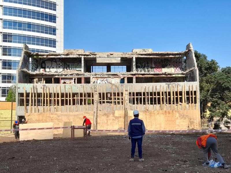 Imagen de Deconstrucción del Monumento Histórico Villa San Luis de Las Condes
