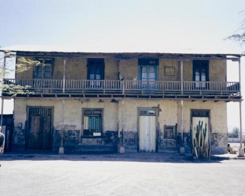 Imagen del monumento El edificio del ferrocarril de Huara