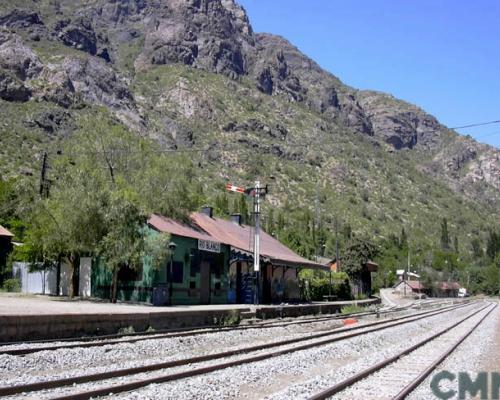 Imagen del monumento Estación de ferrocarriles de río Blanco del ferrocarril Trasandino