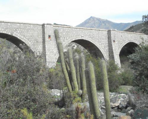 Imagen del monumento Puente de Piedra Quelón o La Recta