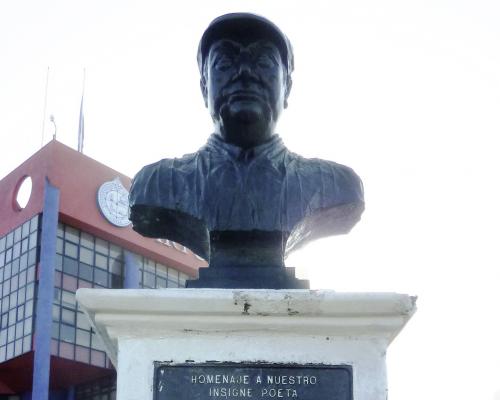 Imagen del monumento Pablo Neruda