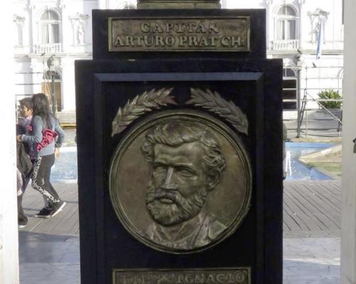 Imagen del monumento Capitán Arturo Prat Chacón Y Héroes Combate Naval De Iquique