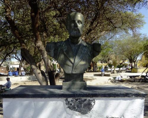 Imagen del monumento Arturo Prat