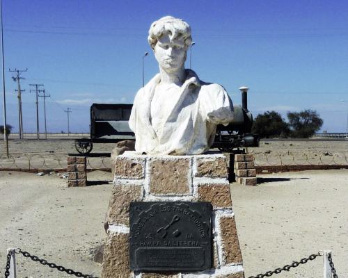 Imagen del monumento Homenaje A Los Trabajadores De La Pampa Salitrera