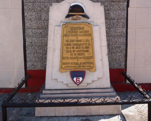 Imagen del monumento Al Bombero