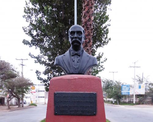 Imagen del monumento Manuel Antonio Matta G.