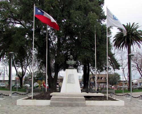 Imagen del monumento Arturo Prat