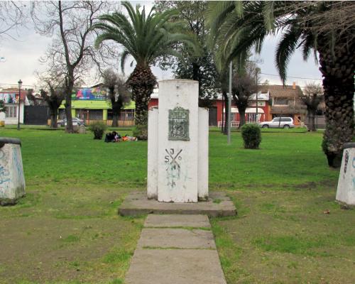 Imagen del monumento PLaza Luis Cruz Martínez