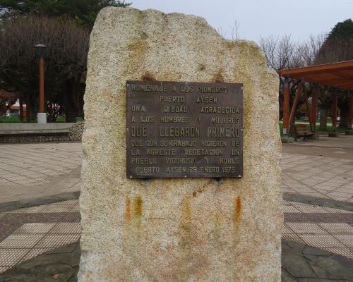 Imagen del monumento Homenaje A Los Pioneros De Puerto Aysén
