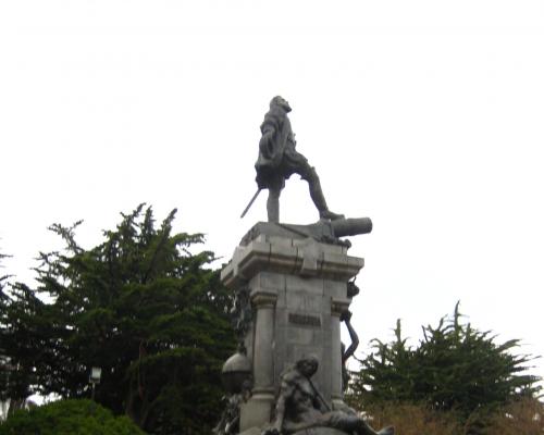 Imagen del monumento Hernando De MagalLanes