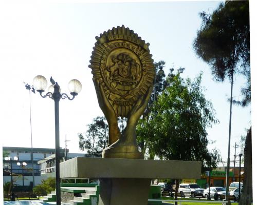 Imagen del monumento En Conmemoracion De Los 80 años De La Policia De Investigaciones De Chile