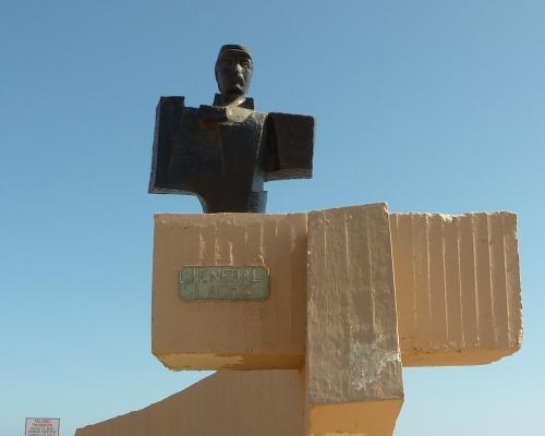 Imagen del monumento General Lagos