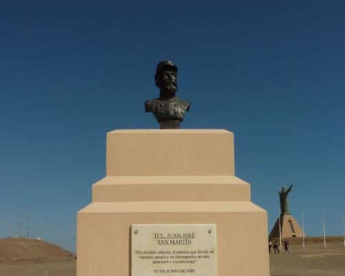 Imagen del monumento TCL. Juan José San Martín