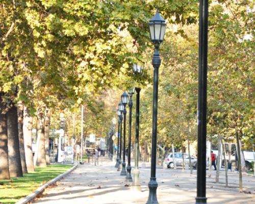 Imagen del monumento Parque Forestal y entorno que señala