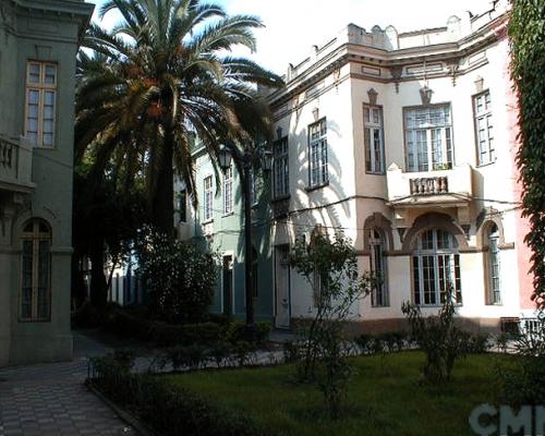 Imagen del monumento Lucrecia Valdés, Adriana Cousiño, Hurtado Rodríguez y calles aledañas